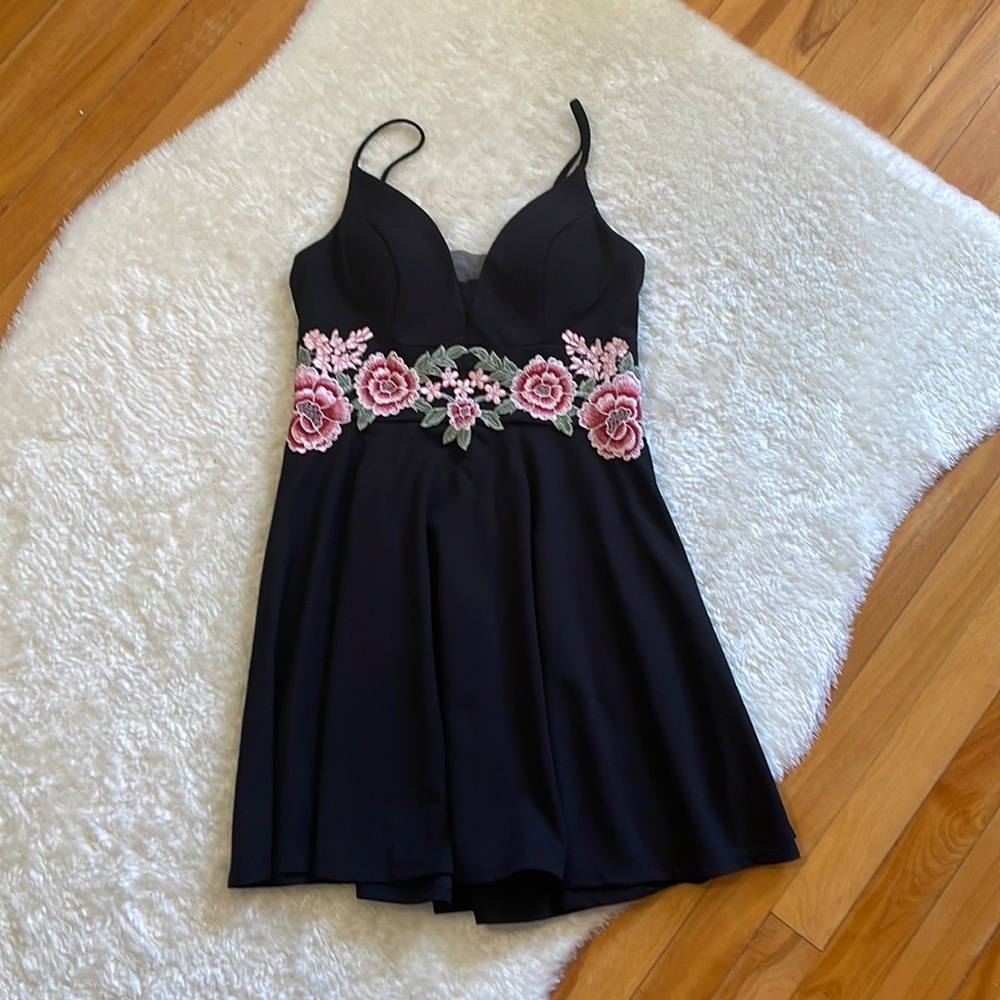 Girls size US 9 flared embroidered dress